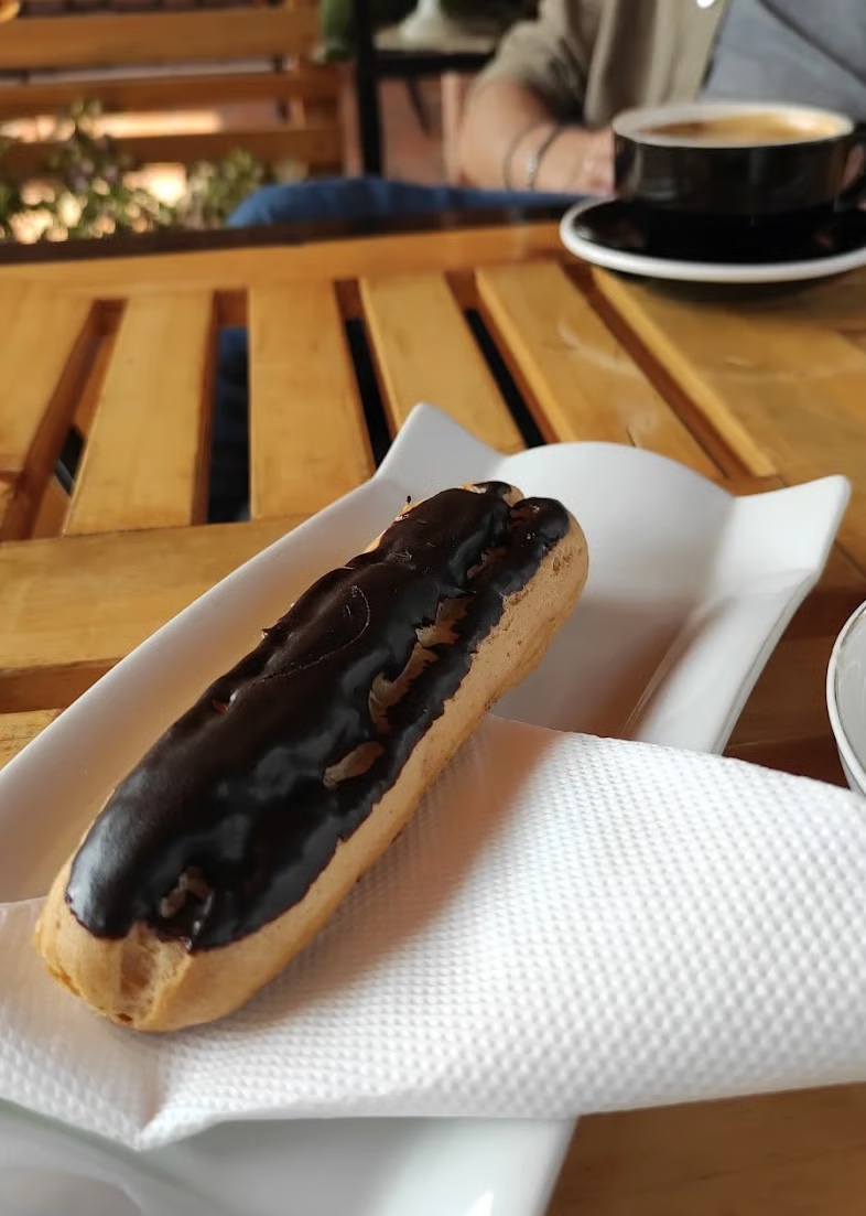 Chocolate eclair at Qahwa House